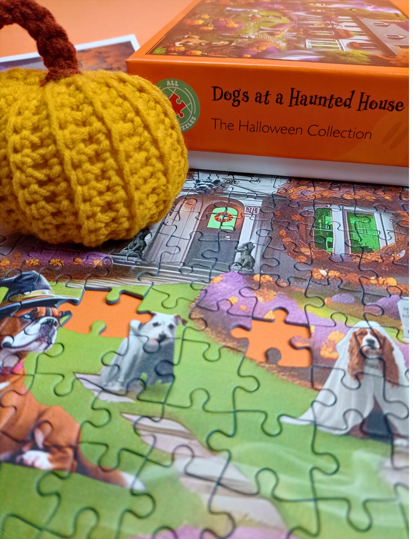 Dogs at a Haunted House 500 Piece Jigsaw Puzzle