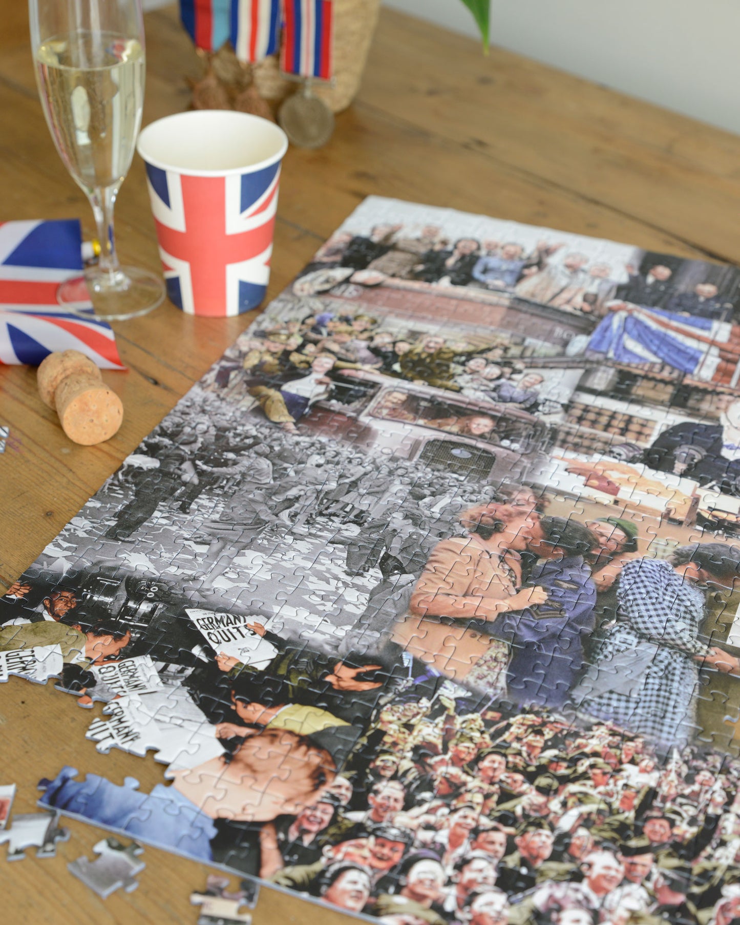 Imperial War Museum VE Day 80th Celebration 1000 Piece Jigsaw